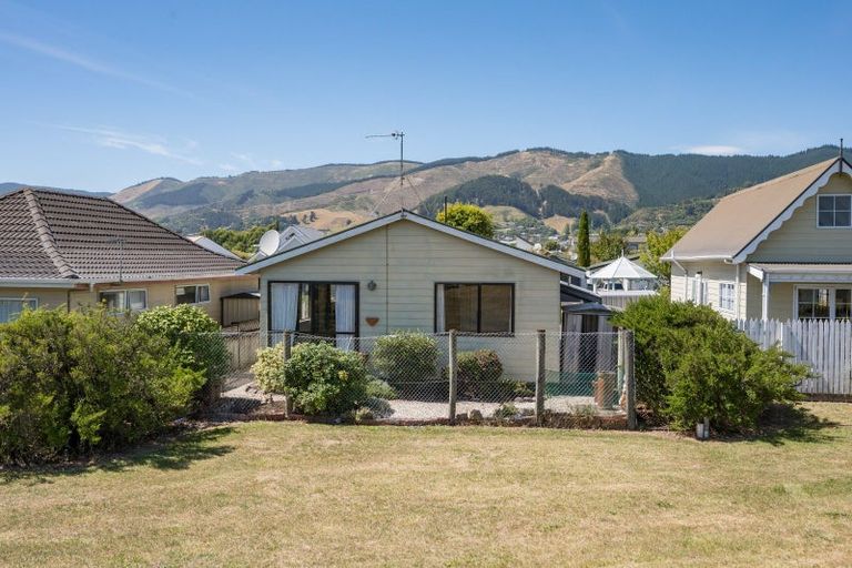 Photo of property in 3 Ashcroft Place, Richmond, 7020