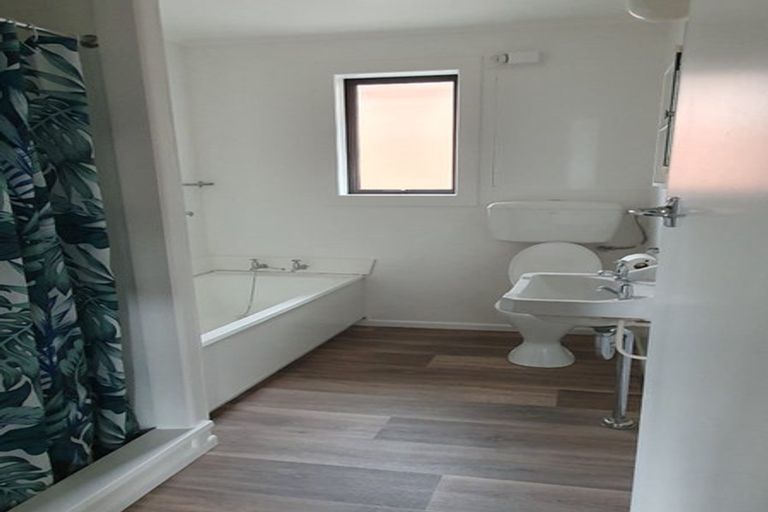 Photo of property in 15a Tawa Street, Melville, Hamilton, 3206