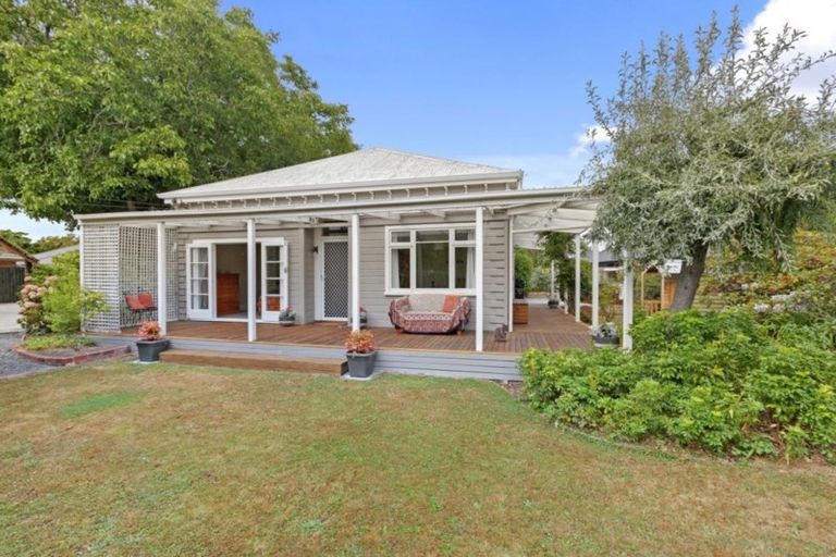 Photo of property in 73 Johns Road, Belfast, Christchurch, 8051