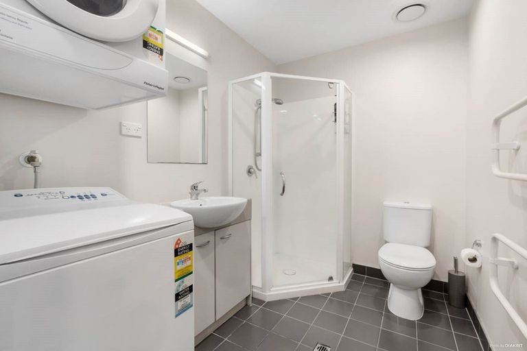 Photo of property in Proximity Apartments, 902/17 Amersham Way, Manukau, Auckland, 2104