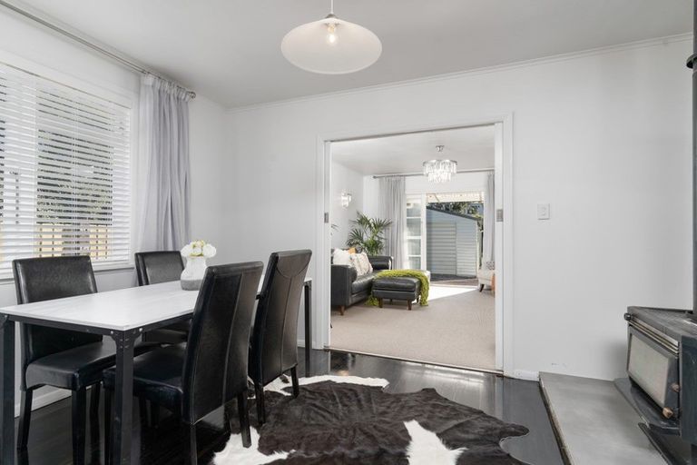 Photo of property in 36 Kempton Street, Greytown, 5712