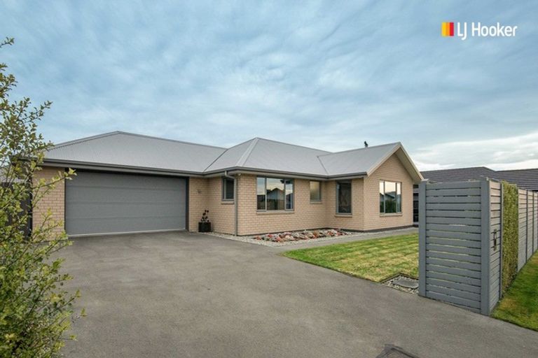 Photo of property in 7 Kinloch Place, Mosgiel, 9024