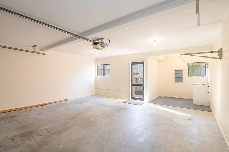 Photo of property in 65 Amesbury Drive, Churton Park, Wellington, 6037
