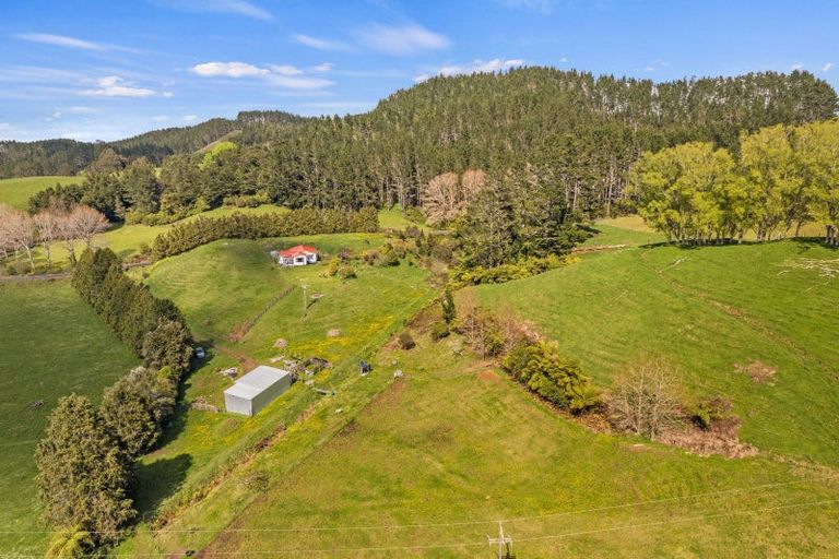 Photo of property in 873 Croydon Road, Te Popo, Stratford, 4394