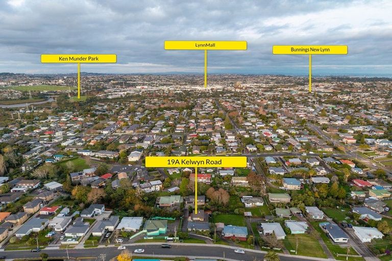 Photo of property in 19a Kelwyn Road, Kelston, Auckland, 0602