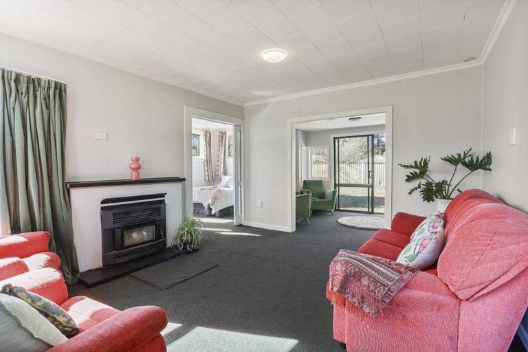 Photo of property in 29 Stalkers Road, Woodend Beach, Woodend, 7691