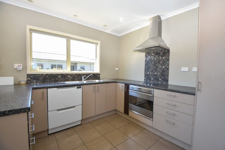 Photo of property in 40a William Wong Place, Carterton, 5713