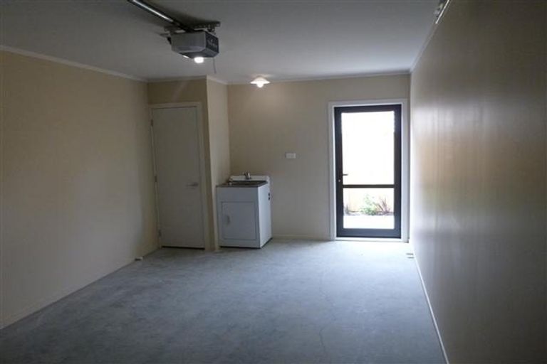 Photo of property in 2/25 Albert Street, Hamilton East, Hamilton, 3216