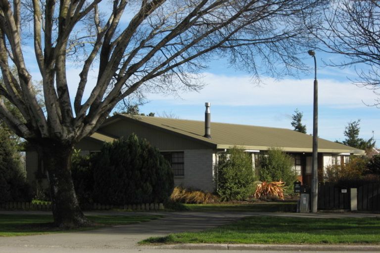 Photo of property in 126 Great North Road, Winton, 9720