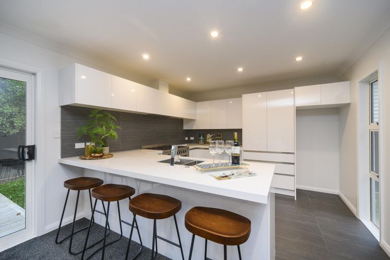 Photo of property in 29a Raglan Avenue, Cloverlea, Palmerston North, 4412