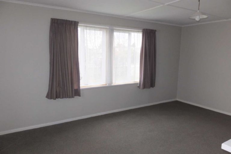 Photo of property in 321 Riccarton Road, Upper Riccarton, Christchurch, 8041