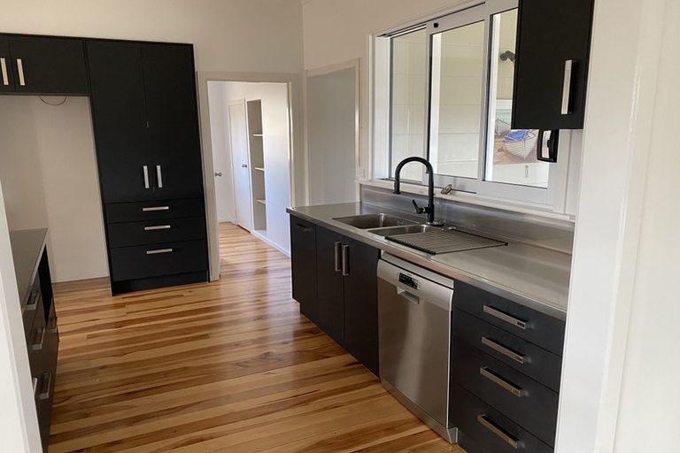 Photo of property in 8 Norton Street, Foxton Beach, Foxton, 4815