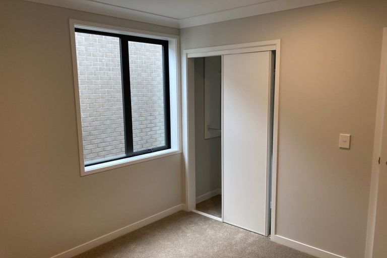 Photo of property in 19a O'meara Street, Swanson, Auckland, 0614