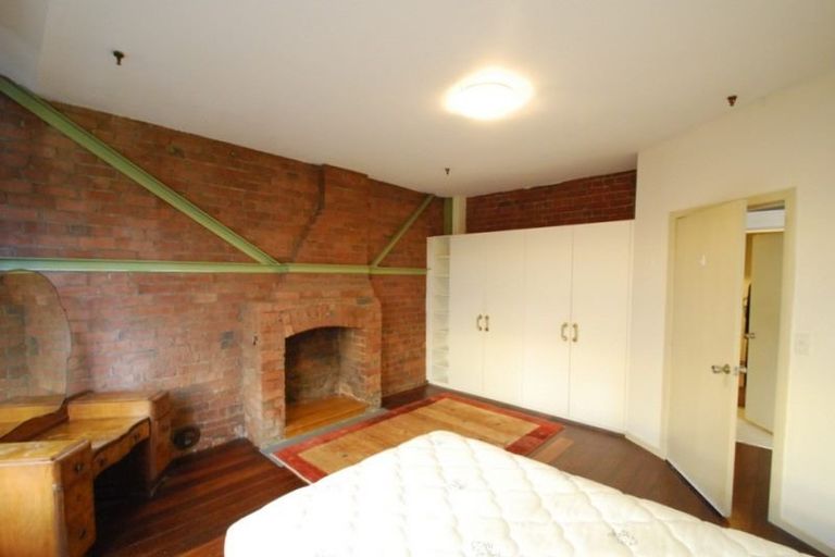 Photo of property in Bond Store Apartments, 8g Egmont Street, Te Aro, Wellington, 6011