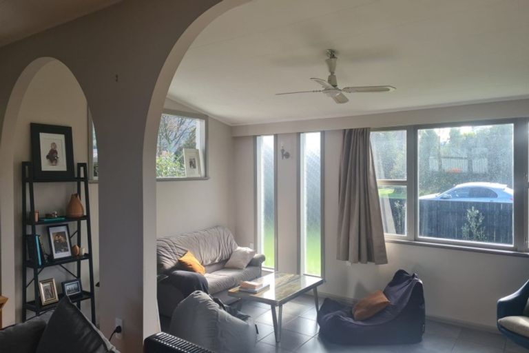 Photo of property in 64 Brandon Street, Featherston, 5710