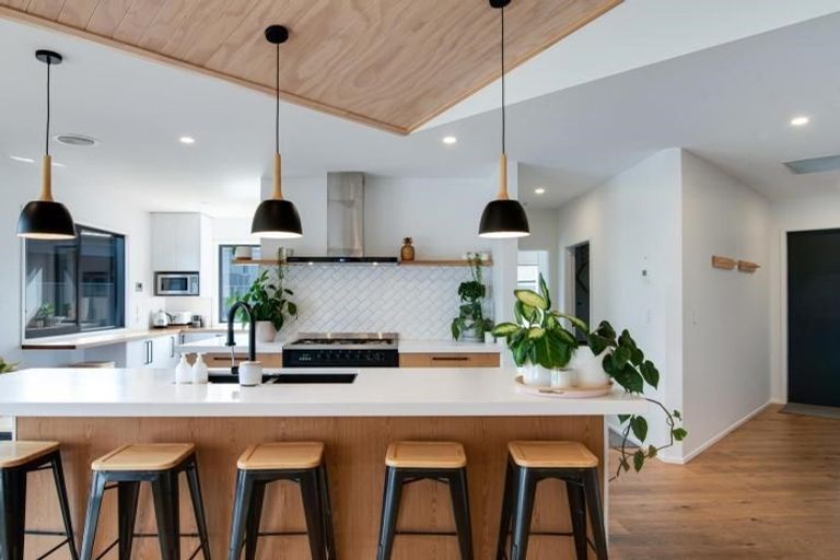 Photo of property in 6 Sandford Terrace, Lower Shotover, Queenstown, 9304