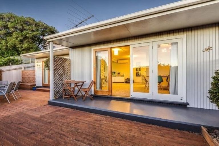 Photo of property in 28 Chisholm Place, Tainui, Dunedin, 9013