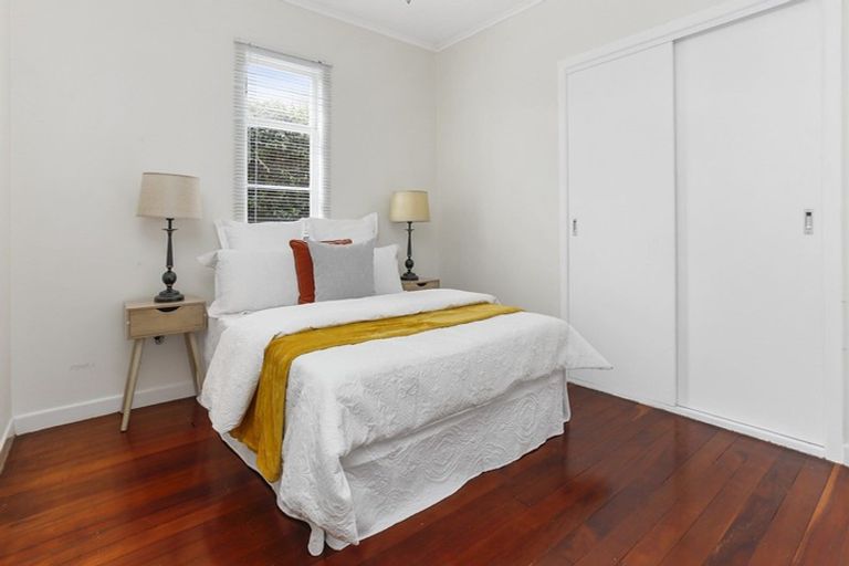 Photo of property in 14 Church Road, Mangere Bridge, Auckland, 2022