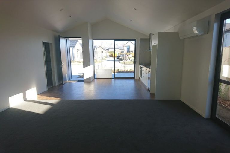 Photo of property in 32 Glen Dene Crescent, Wanaka, 9305
