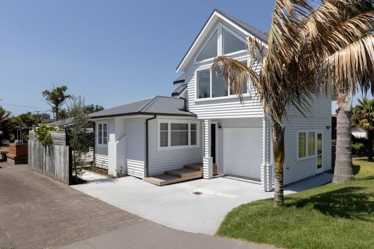 Photo of property in 107a Oceanview Road, Mount Maunganui, 3116