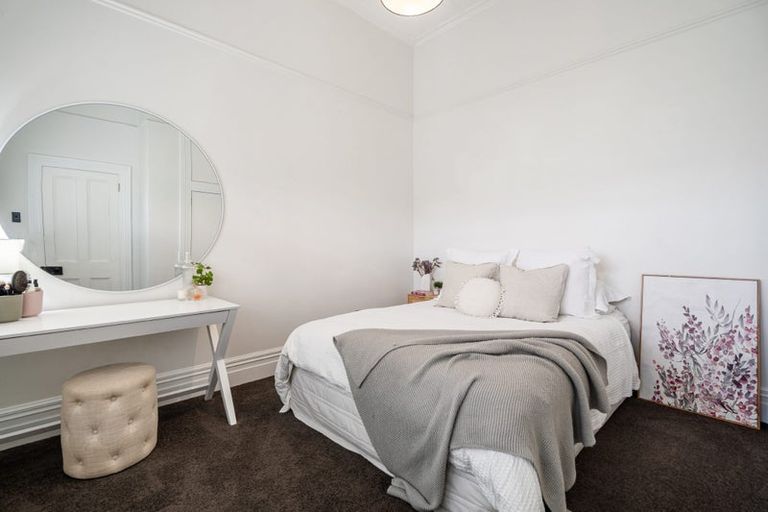 Photo of property in 6 Shoal Bay Road, Devonport, Auckland, 0624