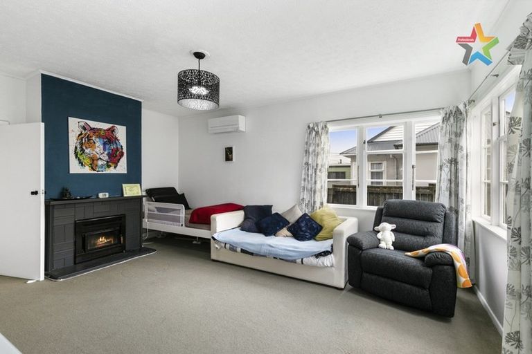 Photo of property in 51 Compton Crescent, Taita, Lower Hutt, 5011