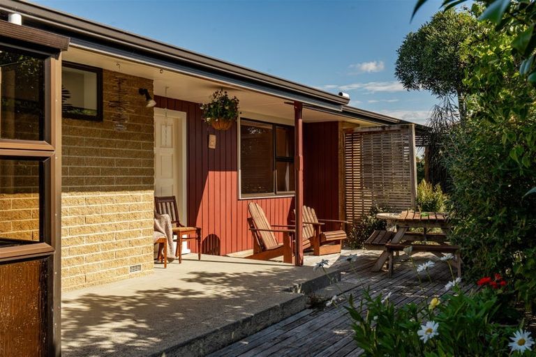 Photo of property in 15 Highgate, Milton, 9220