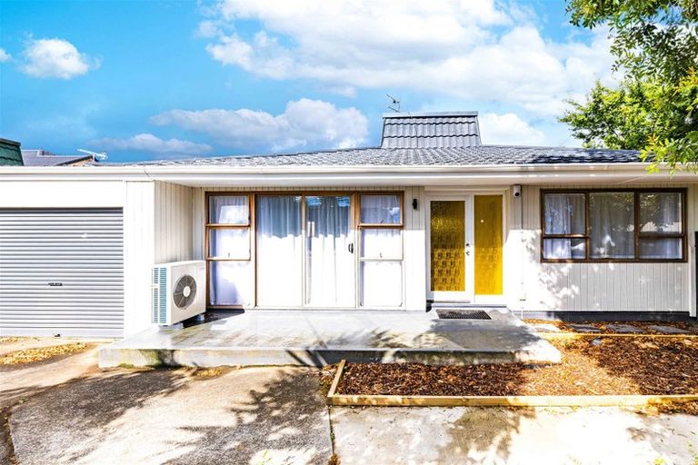 Photo of property in 3/10 Browns Road, Manurewa, Auckland, 2102