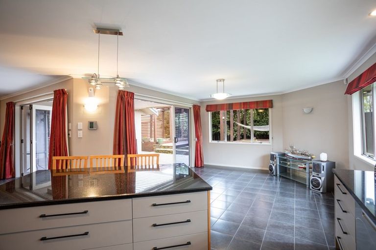 Photo of property in 7 Rothesay Place, Highbury, Palmerston North, 4412