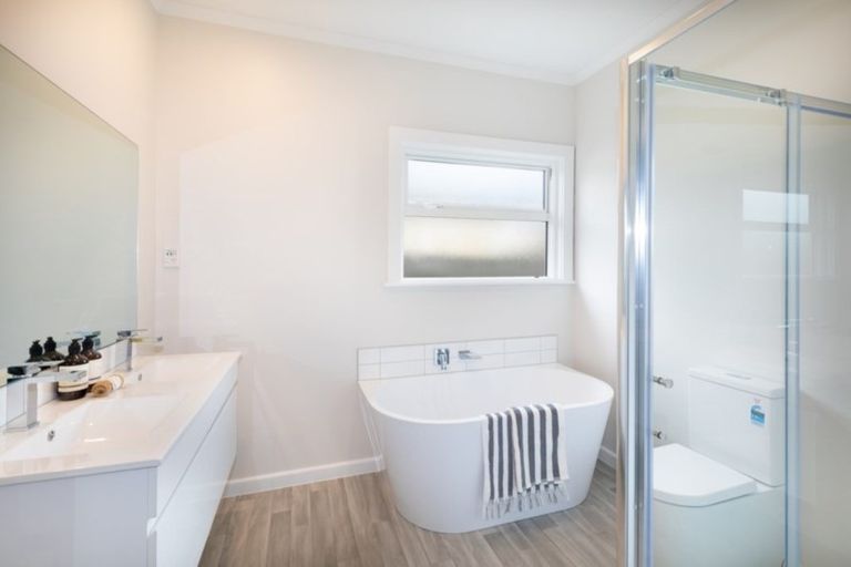 Photo of property in 115 Paparoa Street, Papanui, Christchurch, 8053