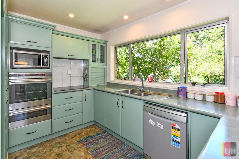 Photo of property in 13 Huber Street, Weymouth, Auckland, 2103