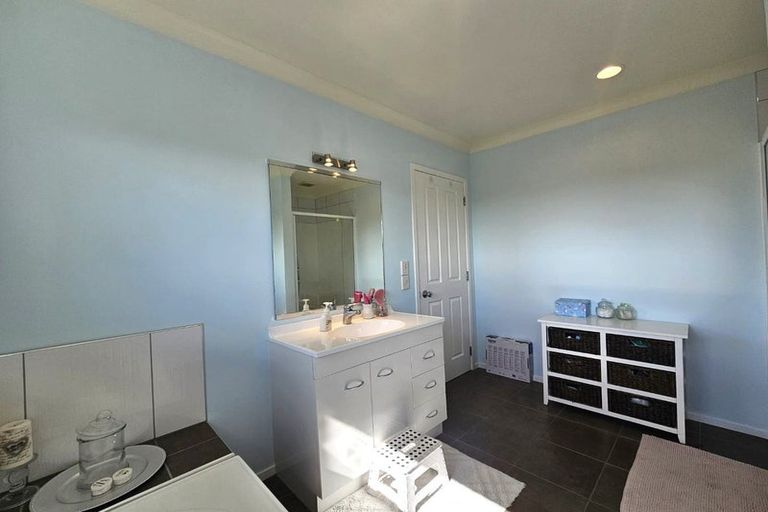 Photo of property in 17/684 Swamp Road, Puketapu, Napier, 4183