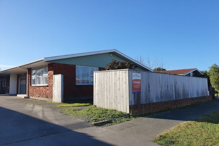 Photo of property in 1/6 Nanette Street, Upper Riccarton, Christchurch, 8041