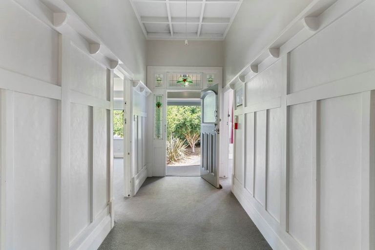 Photo of property in 87 Quadrant Road, Onehunga, Auckland, 1061