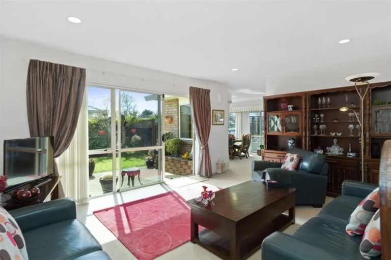 Photo of property in 60 Evans Road, Papamoa Beach, Papamoa, 3118