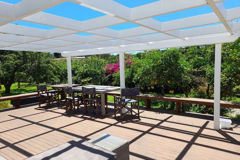 Photo of property in 78 Rahui Road, Otaki, 5512