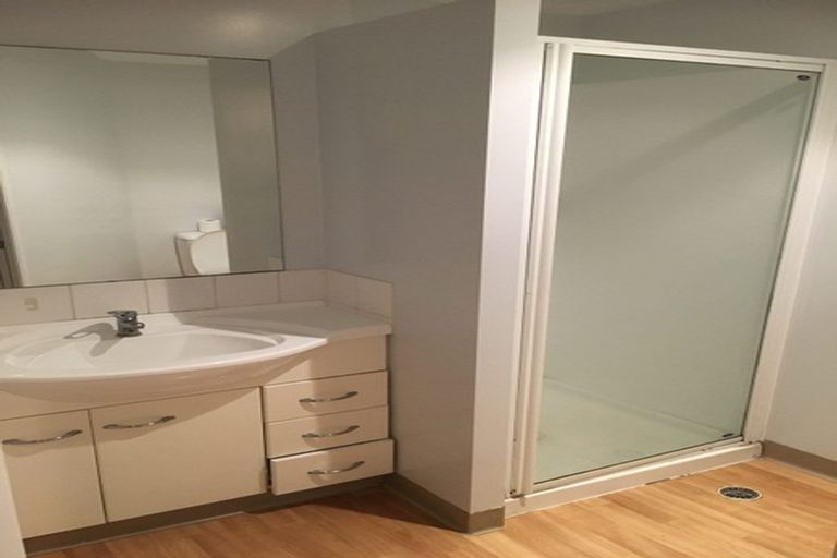 Photo of property in Paramount Apartments, 11/281 Maunganui Road, Mount Maunganui, 3116