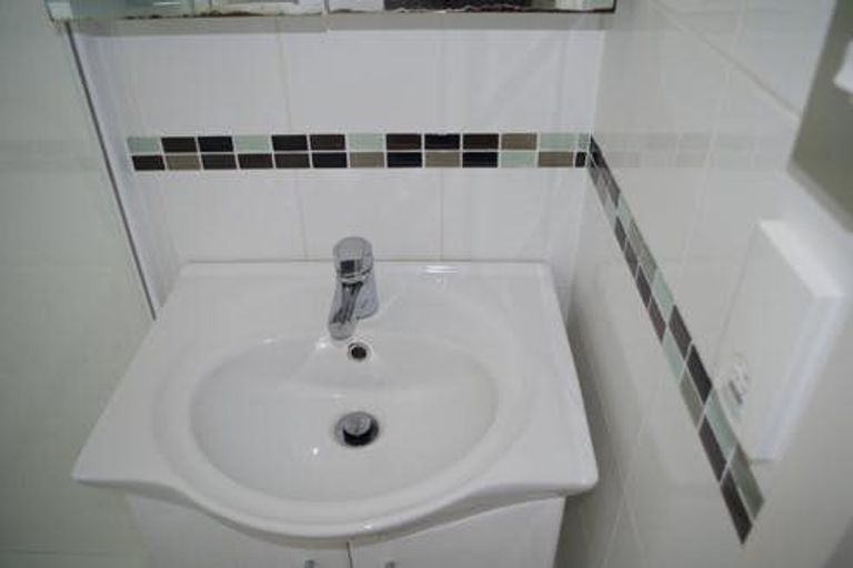 Photo of property in 3/32 Kinloch Street, St Albans, Christchurch, 8014