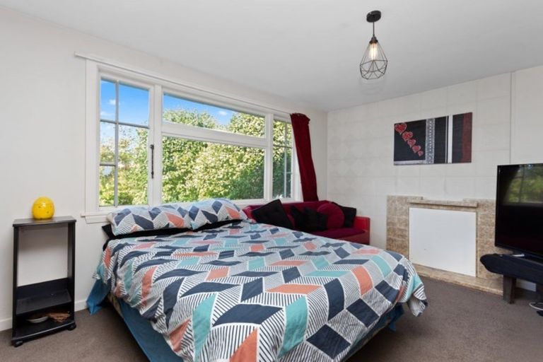 Photo of property in 54 Northcote Road, Northcote, Christchurch, 8052