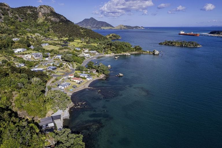 Photo of property in 126 Reotahi Road, Whangarei Heads, Whangarei, 0174