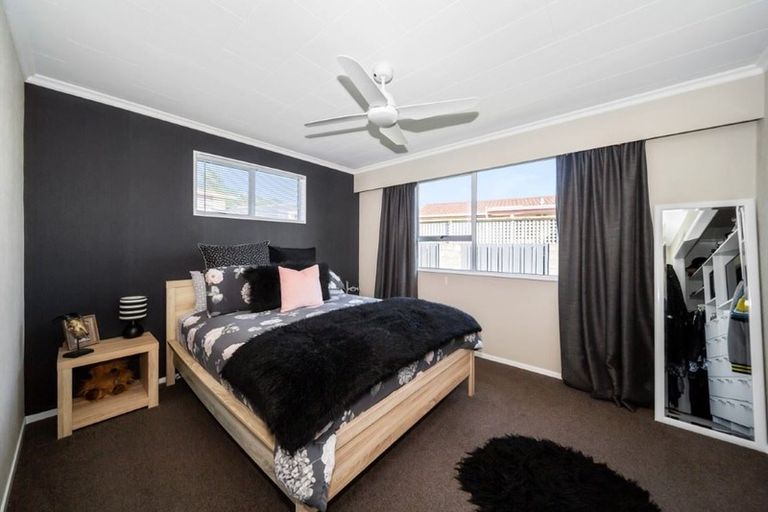 Photo of property in 11 Culzean Grove, Bell Block, New Plymouth, 4312