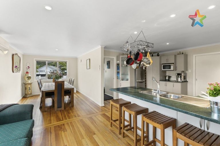 Photo of property in 71 Wellington Road, Wainuiomata, Lower Hutt, 5014