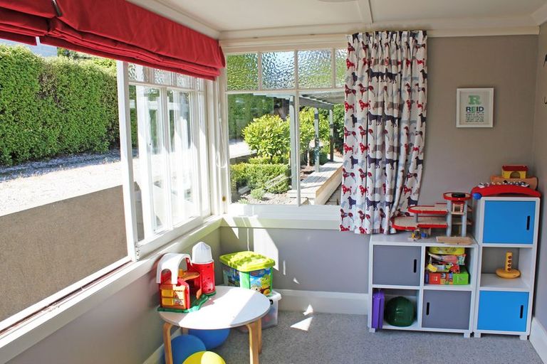 Photo of property in 31 Till Street, South Hill, Oamaru, 9400