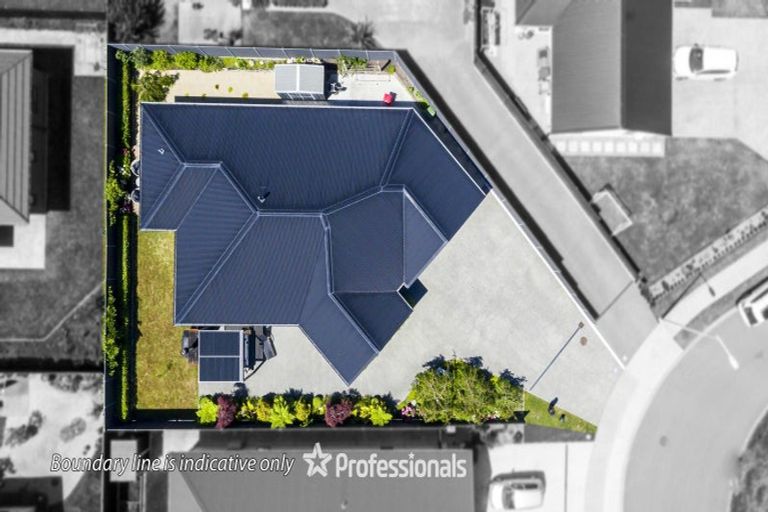 Photo of property in 8 Kerrigan Crescent, Wallaceville, Upper Hutt, 5018