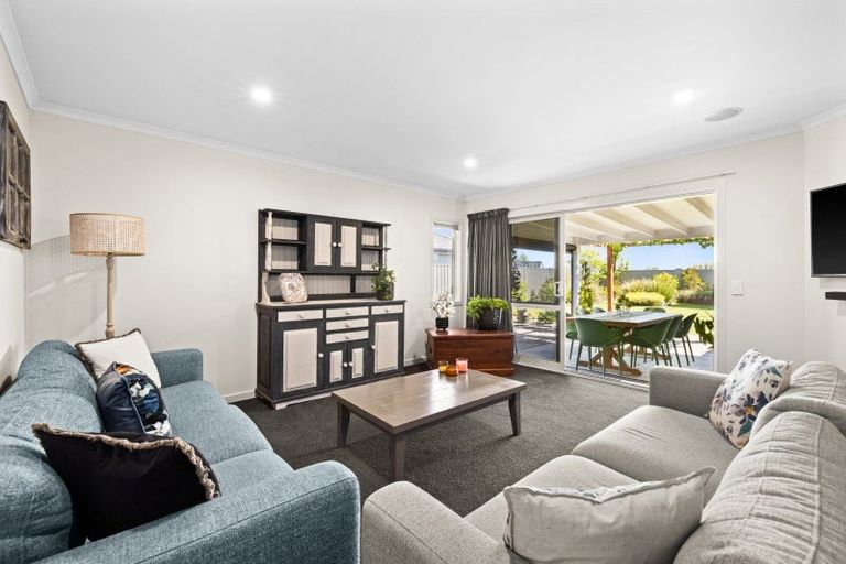 Photo of property in 24 Pelorus Avenue, Poraiti, Napier, 4112