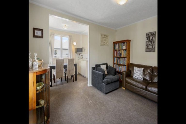 Photo of property in 2/41 Halliwell Avenue, Papanui, Christchurch, 8052