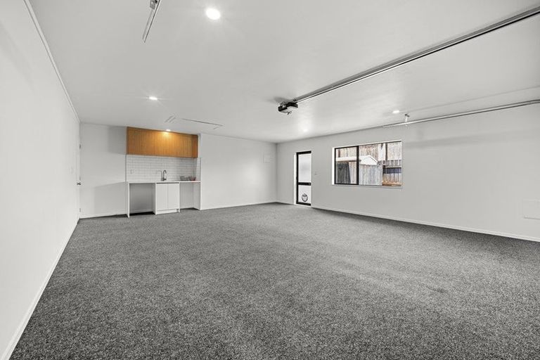 Photo of property in 3 Samuel Cross Place, Greenhithe, Auckland, 0632