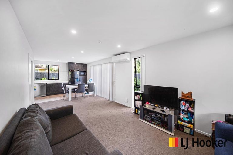 Photo of property in 49 Marumaru Lane, Manurewa, Auckland, 2102