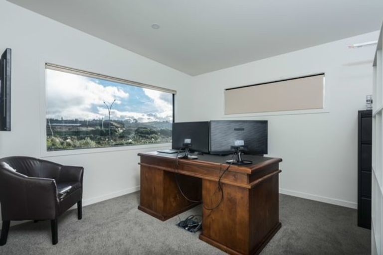 Photo of property in 16 Rire Hau Lane, Pyes Pa, Tauranga, 3112