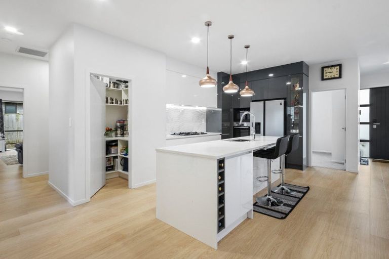 Photo of property in 76 Puni Road, Pukekohe, 2120